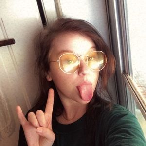 Meet your Posher, Jasmine
